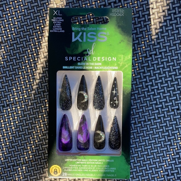 ⚜️Kiss XL Special Design Stiletto Moon Faux Nails - Picture 2 of 7
